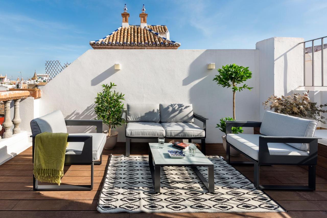 Genteel Home Francos Entretejas Seville Exterior photo