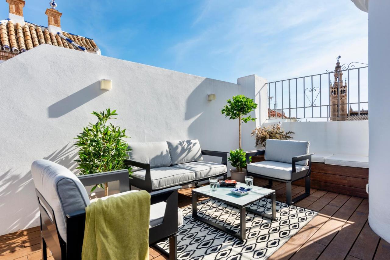 Genteel Home Francos Entretejas Seville Exterior photo